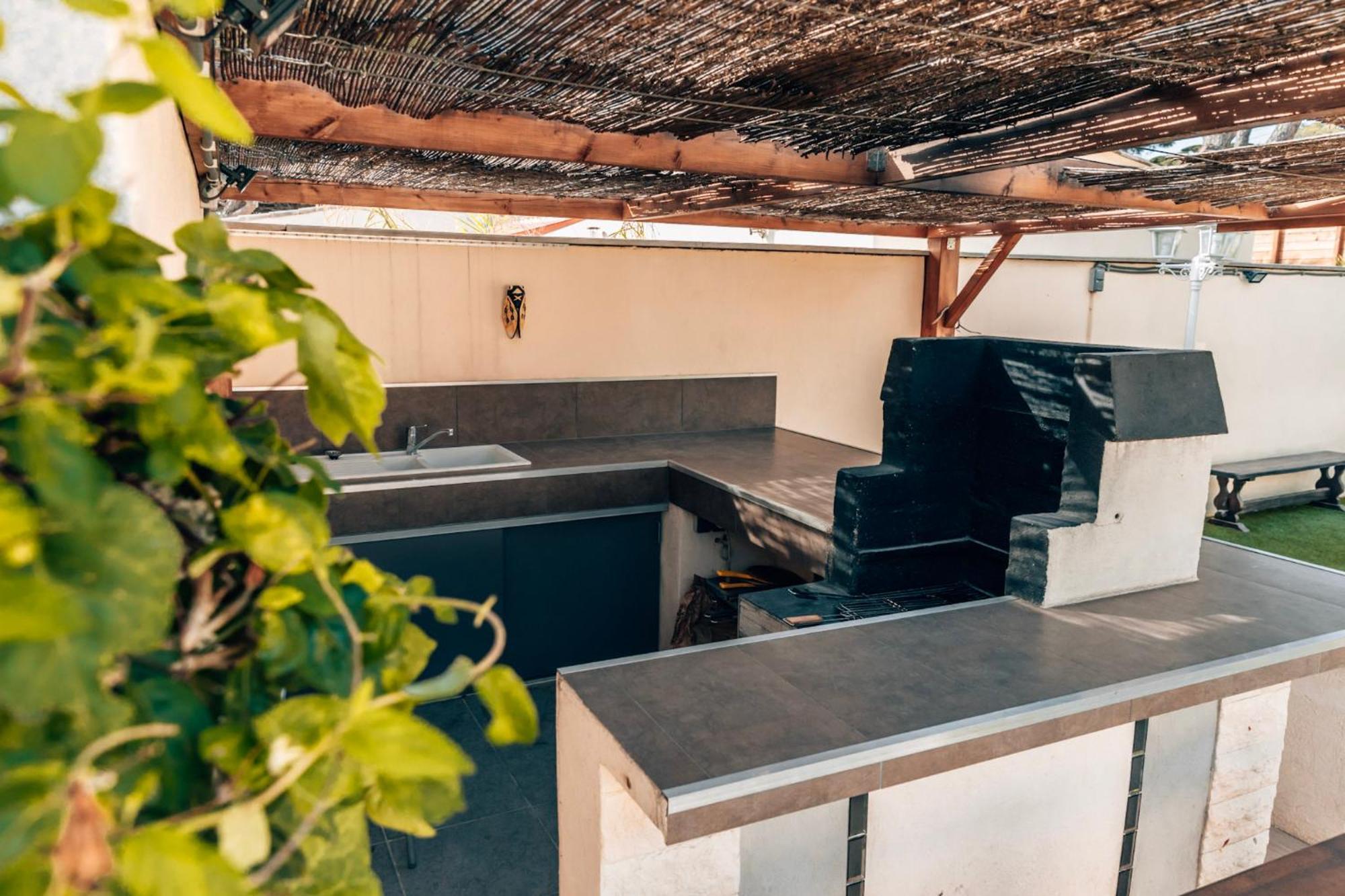 Reve D'Azur En Bord De Mer A La Nartelle Avec Piscine Dans La Residence, Terrasse, Bbq, 2 Chambres 2 Sdb Logement De 35M2 Draps Inclus Sainte-Maxime Eksteriør billede