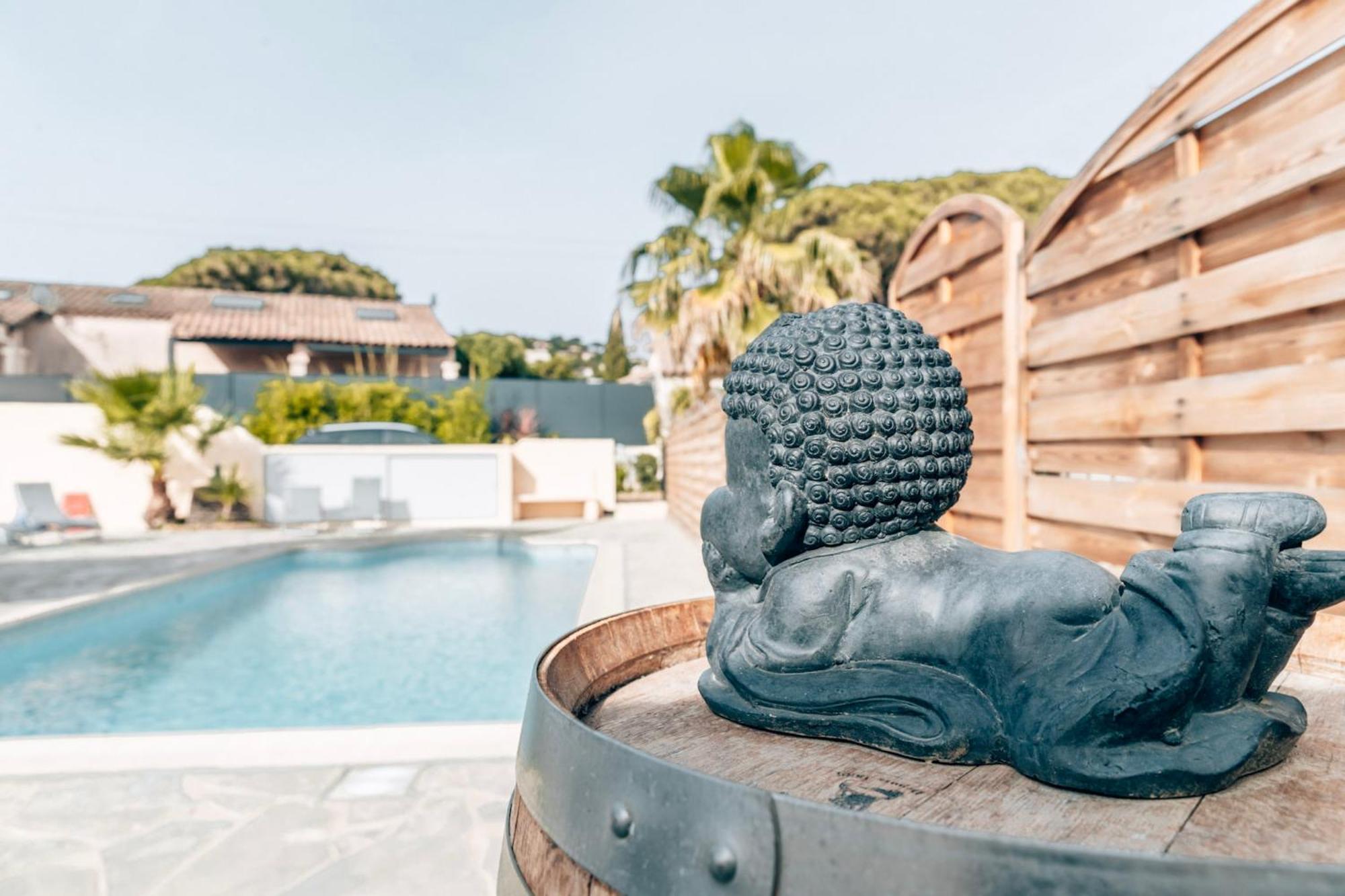 Reve D'Azur En Bord De Mer A La Nartelle Avec Piscine Dans La Residence, Terrasse, Bbq, 2 Chambres 2 Sdb Logement De 35M2 Draps Inclus Sainte-Maxime Eksteriør billede